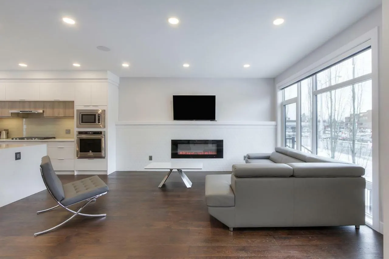Tatil Evi New Luxury Townhome Edmonton