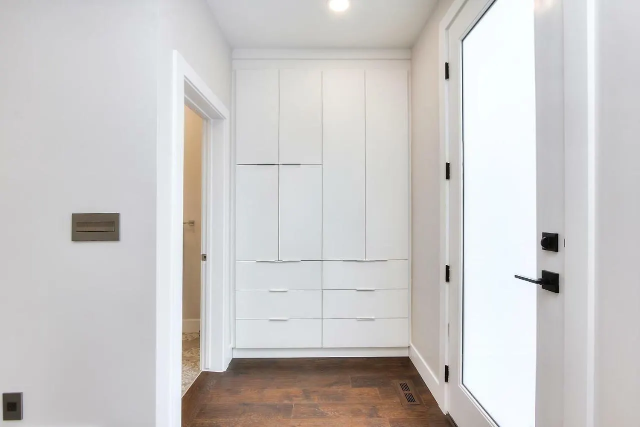 Tatil Evi New Luxury Townhome Edmonton
