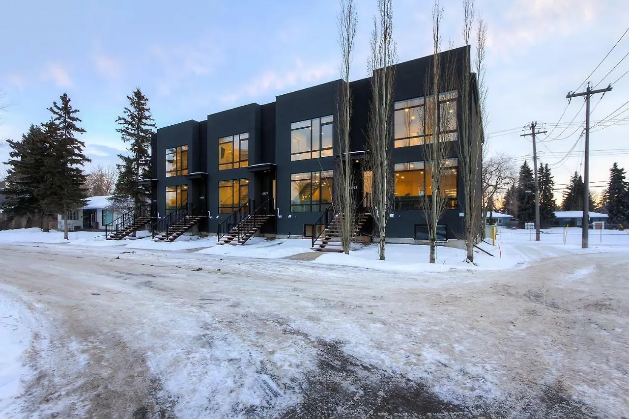 New Luxury Townhome Edmonton Kanada